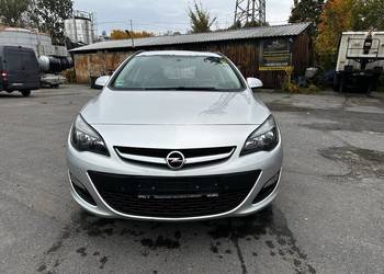 Opel Astra J 2015r. 1.6 Diesel 110KM