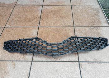 grill atrapa Toyota Yaris