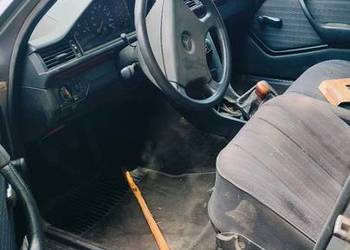 Karoseria Mercedes Benz W124 Dużo Części Dawca