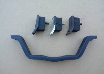 Wspornik + Poduszki Skrzyni Fiat 126p