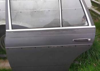 Mercedes-Benz W123 Kombi 1984 Drzwi lewy tył