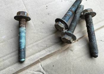 VW POLO MK4 9N ŚRUBA ŚRUBY PRZEDNIEJ BELKI ŁAWY SANEK ZAWIESZENIA