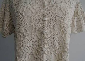 Bluzka Szydełkowa Ażurowa Zapinana na Guziki Kardigan Modny Kremowy Kolor L