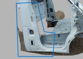 Renault Master III LIFT 2023r słupek prawy tył tylny narożnik kabina rama