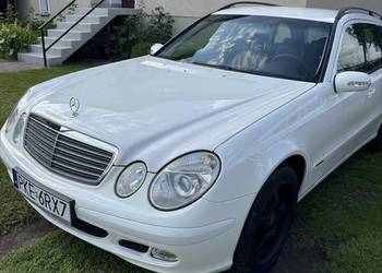 Mercedes W211 2004