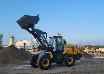 Ładowarka kołowa XCMG XC938E BETON