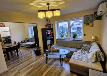 Ocieplony dom z garażem i ogrodem z widokiem na łąki i las otuliny WPN