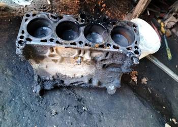MISKA OLEJOWA BLOK WAŁ VW JETTA PASSAT B3  AUDI 1.6 D 1.6 TD