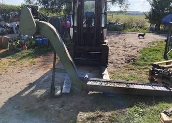 Podajnik taśmowy do trocin wiórów do tokarki CNC frezarki tartaku traku