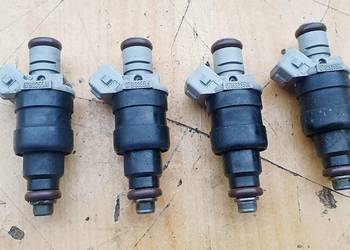 AUDI A4 1.6 A6 2.6 WTRYSKIWACZ PALIWA 078133551N