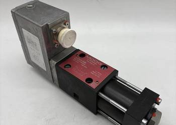 Moog D633-308B R08KO1M0NSM2 Proportional Valve