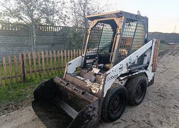 Ładowarka miniładowarka Bobcat 553