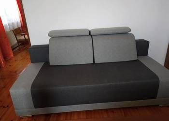 Kanapa rozkładana z pojemnikiem