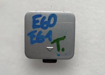 BMW 5 E60 E61 -> ZAŚLEPKA HAKA ZDERZAKA PRZÓD 51117033700-12