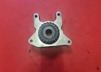 2401022030 Napęd pompy kpl. MTZ