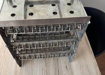 Wieża, kolumna parzelnicza - forma do mięsa