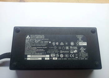 Sprzedam zasilacz 230W do laptopa  ASUS: GL5031GX501V GX501VI GL504