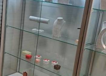 Gabloty szklane ekspozycyjne z oświetleniem 3 sztuki