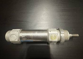 Siłownik Pneumatyczny DSW 40x25 P S3 B - Nowy