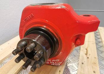 Zwrotnica lewy przód Manitou MLT 728 {Clark-Hurth}