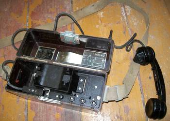 WOJSKOWY, PRZENOŚNY TELEFON POLOWY.