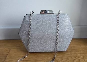 Srebrna mała torebka kopertówka błyszcząca wieczorowa