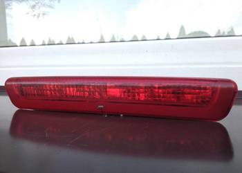 Peugeot 307 SW kombi trzecia lampa światło stop na klapę bagażnika