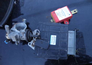 Zestaw startowy MITSUBISHI CARISMA I 1.6 B Space Star MD347228 E2T68477