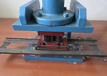 Mała prasa hydrauliczna