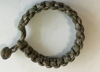 Bransoletka z paracordu – splot „Cobra”, styl MadMax