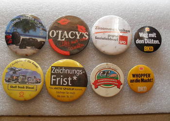 Vintage 8 starych wpinek lata 70-e