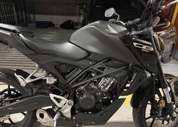 Honda cb125r