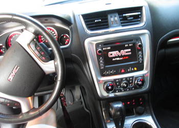 GMC Acadia Ful opcja 4x4 7 osób