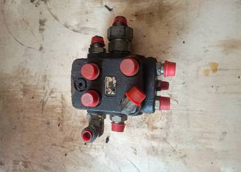 Rozdzielacz hydrauliczny 15170348 Volvo L220