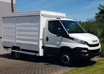 Iveco Daily 70C18 V H KONTENER ROLETY BOK DO TRANSPORTU WODY 3,23x2,21x1,86