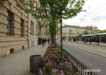 Stare Miasto - lokal parter 145m2 kancelaria /gabinety