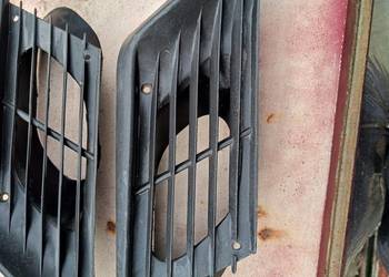 Lusterka , wloty powietrza fiat 126p