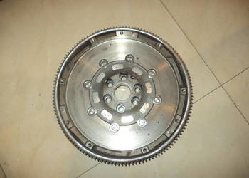 koło zamachowe dwumasowe LUK 415 0574 09 18L24 dwumasa VW Skoda Seat