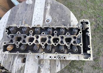 Głowica mercedes M110 2.8 R110 016 19 01 w113 w126 280 w107