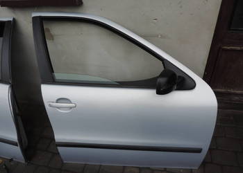 SEAT TOLEDO II LEON I DRZWI PRAWY PRZÓD LB7Z