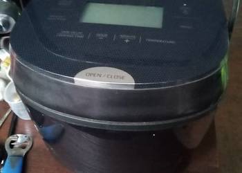 Sprzedam garnek elektryczny nowy