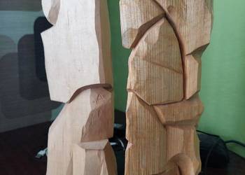 Snycerka dwie rzeźby