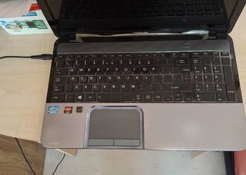 Sprzedam laptop TOSHIBA