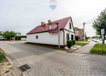 Budynek usługowy parkingiem w centrum Dusznik