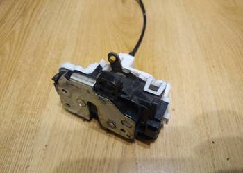 ZAMEK DRZWI PRAWY PRZÓD FIAT PANDA CENTRALNY 51917878