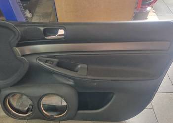 Boczki drzwi Audi A4 B5 panel na 2x głośnik