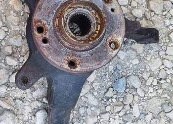 Zwrotnica piasta koła prawy przód Renault Laguna 2