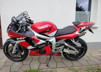 Yamaha R6