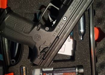 Pistolet na kule gumowe i pieprzowe BYRNA LE BLACK k.68 CO2-12g zestaw