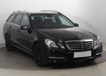 Mercedes E E 200